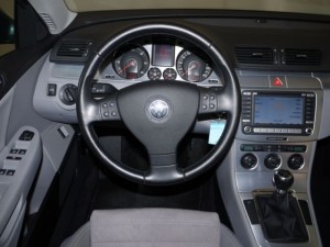 Volkswagen Passat B6 - dashboard