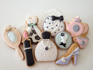 Fashion cookies by cbonbon2010 at Flickr.